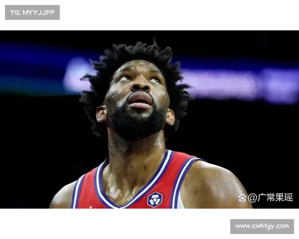 如何解决恩比德迟到问题并提升球队整体表现