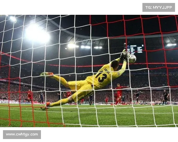 守门员扑点球时如何准确判断球的方向五大关键因素解析